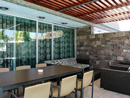 Villa luxueuse à El Duque avec piscine privée chauffée - Photo 14