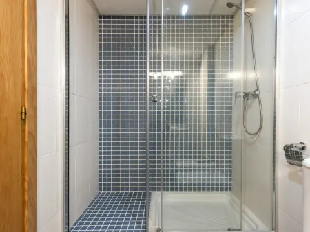 Appartement avec climatisation et parking - 6 pers. - Photo 24
