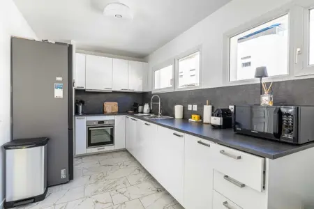 SZ-6-REBOULIN, Duplex moderne climatisé - 3 chambres/6 places - Cannes - Photo 8