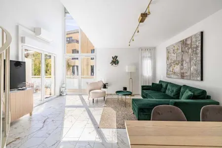 SZ-6-REBOULIN, Duplex moderne climatisé - 3 chambres/6 places - Cannes - Photo 49