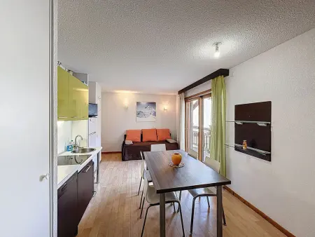 Location Cocooning 6 Pers à Chantemerle, Appartement 6 personnes à Serre Chevalier Chantemerle - Photo 2