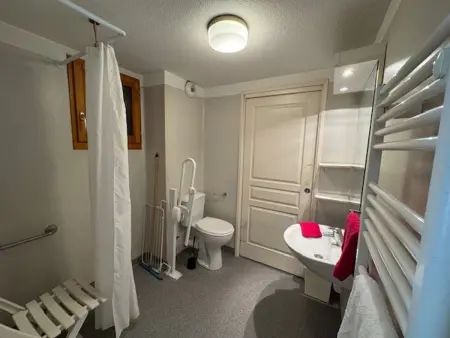 Appartement lumineux proche des pistes - PMR, Appartement 6 personnes à Serre Chevalier Chantemerle - Photo 5