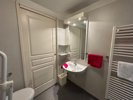Appartement lumineux proche des pistes - PMR, Appartement 6 personnes à Serre Chevalier Chantemerle - Photo 6