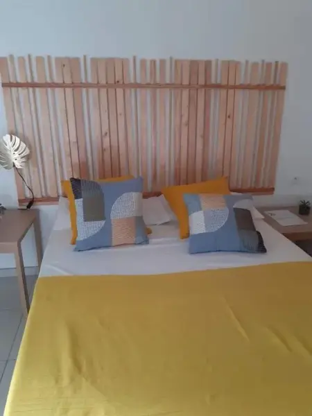 Bungalow avec piscine privée à Sainte-Luce, Bungalow 2 personnes à Sainte Luce - Photo 2