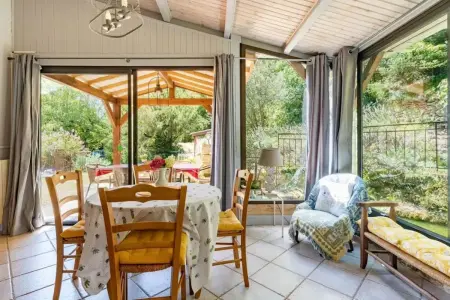 Villa avec piscine privée à Vézac, 160 m², Villa 6 personnes à Vézac - Photo 8