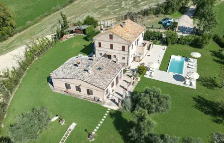 Casale Rifugio Dei Sogni, Maison 12 personnes à Fermo - Photo 1