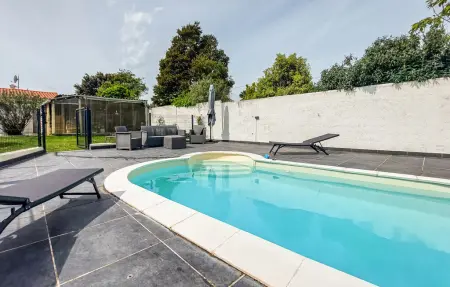 Charmante maison avec piscine, Maison 4 personnes à Le Château d'Oléron - Photo 8