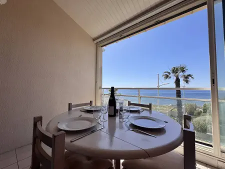 Appartement vue mer, parking - 4 pers., Appartement 4 personnes à Six Fours les Plages - Photo 2