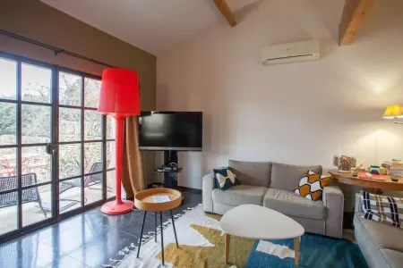 Restanques L196, Spacieuse maison provençale avec piscine et jardin - Photo 2