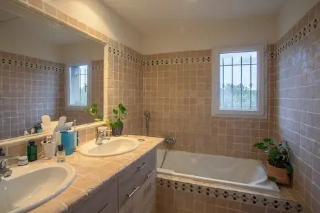 Restanques L196, Spacieuse maison provençale avec piscine et jardin - Photo 23