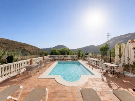 Deux maisons, piscine privée - 16 pers., Gite 16 personnes à Alcaucín - Photo 3
