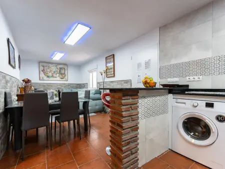 Deux maisons, piscine privée - 16 pers., Gite 16 personnes à Alcaucín - Photo 11