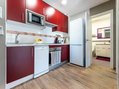 Appartement spacieux avec WiFi - 4 adultes, 2 enfants - Photo 3