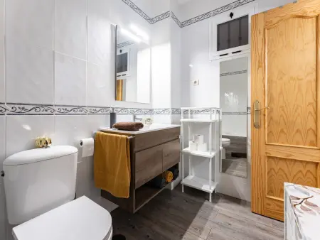 Appartement moderne avec clim - 2 pers. + enfant - Photo 8