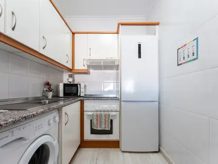 Appartement moderne avec clim - 2 pers. + enfant - Photo 16