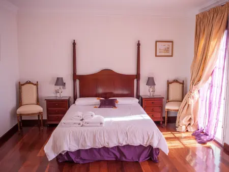 Villa spacieuse avec piscine privée, parking gratuit - Photo 7
