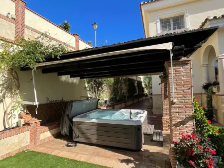 Villa spacieuse avec piscine privée, parking gratuit - Photo 26