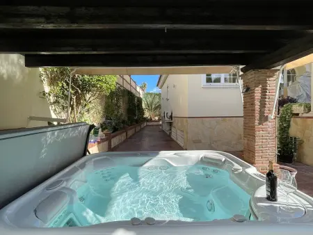 Villa spacieuse avec piscine privée, parking gratuit - Photo 29