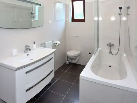 Moderne Ferienwohnung mit Meerblick, Appartement 9 personnes à Zadar Bibinje - Photo 15