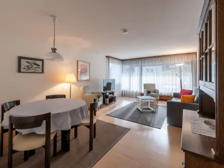 Putzprinz Gujan Ferienwohnung, Haus Surmir B / 16, (Flims Waldhaus). 2.5-Zimmer - Photo 6