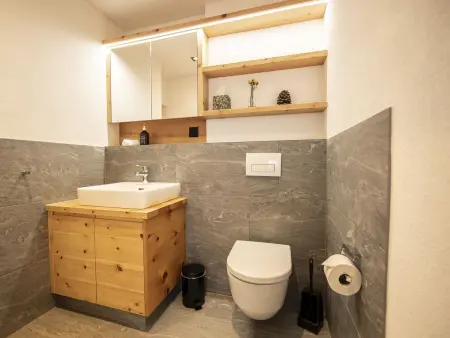 Flem Mountain Lodge, (Flims Waldhaus). Moderne neue 4.5 Ferienwohnung - Photo 17
