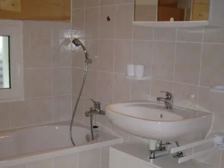 Casa Aurora Hendry-Canepa, (Sedrun)., Appartement 6 personnes à Sedrun - Photo 13