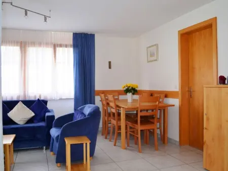 Tgèsa Garnetsch No. 1 Young, (Sedrun), 170.01, Appartement 6 personnes à Sedrun - Photo 1