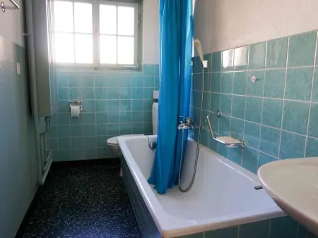 Ferienhaus Chasa Allegra, (Scuol), Appartement 4 personnes à Scuol - Photo 8