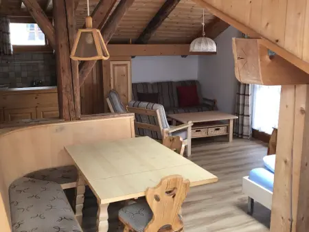 Ferienwohnungen Chasa Valär, (Scuol), Appartement 4 personnes à Scuol - Photo 2