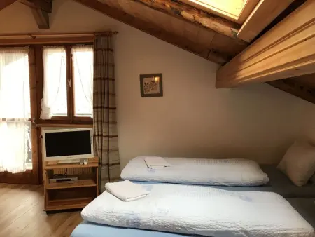 Ferienwohnungen Chasa Valär, (Scuol), Appartement 4 personnes à Scuol - Photo 3
