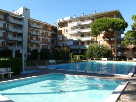 Residence Gardena - Ferienwohnung 11 mit Pool, Appartement 5 personnes à Lignano Pineta - Photo 18