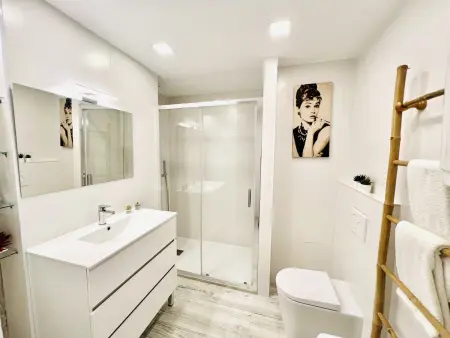 Appartement lumineux, vue montagne - 6 pers., Appartement 6 personnes à Platja d'Aro i S'Agaró - Photo 9