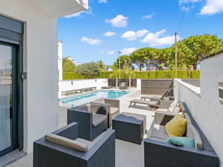 Villa avec piscine - 6 pers. Vue canal, Villa 6 personnes à Empuriabrava - Photo 4