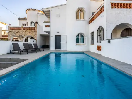 Villa avec piscine - 6 pers. Vue canal, Villa 6 personnes à Empuriabrava - Photo 30