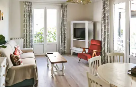 Jolie maison avec piscine, Maison 15 personnes à Castet Arrouy - Photo 4