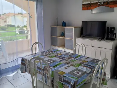 Appartement T2, parking - 4/6 pers. avec vue piscine - Photo 1