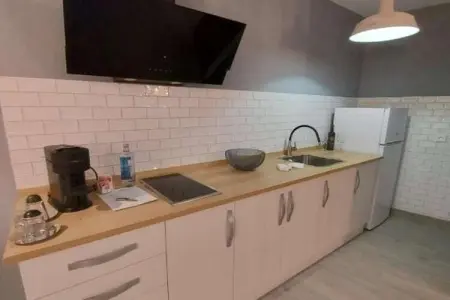 Estudio Deluxe con cama grande y jacuzzy, Appartement compact de luxe avec jacuzzi - Photo 10