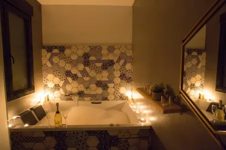Apartamento superior con jacuzzy, Appartement de standing avec jacuzzi - Photo 10