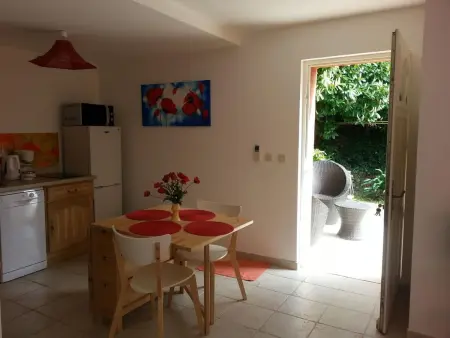 Studio für zwei Personen, Appartement 2 personnes à Bagnols en Forêt - Photo 2