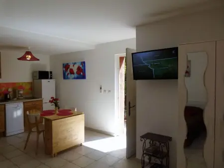 Studio für zwei Personen, Appartement 2 personnes à Bagnols en Forêt - Photo 12