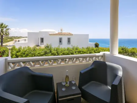 Maison moderne, vue mer, clim - 4 pers., Gite 4 personnes à Lagoa - Photo 10