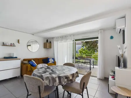 Appartement avec clim et WiFi - 5 pers. - Au cœur du village - Photo 5