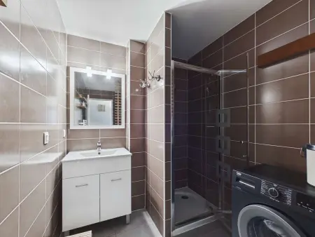 Appartement avec clim et WiFi - 5 pers. - Au cœur du village - Photo 15