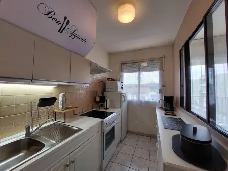 Appartement au cœur du centre-ville, Appartement 4 personnes à Saint Palais sur Mer - Photo 2