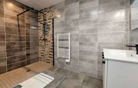 Charmante maison avec piscine, Maison 6 personnes à Vaux sur Mer - Photo 11