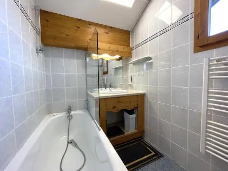 Duplex confortable, vue piste - 6 pers., Appartement 8 personnes à Valfréjus - Photo 9