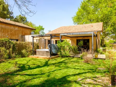 Chalet avec jacuzzi et pétanque - 6 pers., Chalet 6 personnes à Gastes - Photo 1