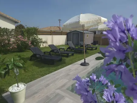 Maison contemporaine avec piscine - 6-8 pers., Villa 8 personnes à Parentis en Born - Photo 4