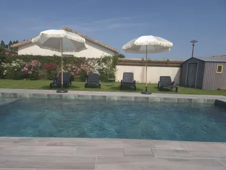 Maison contemporaine avec piscine - 6-8 pers., Villa 8 personnes à Parentis en Born - Photo 6