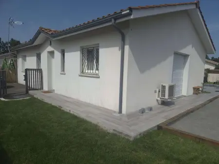 Maison contemporaine avec piscine - 6-8 pers., Villa 8 personnes à Parentis en Born - Photo 9